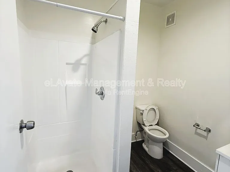 2195 Whittier Blvd #205 — Photo 19