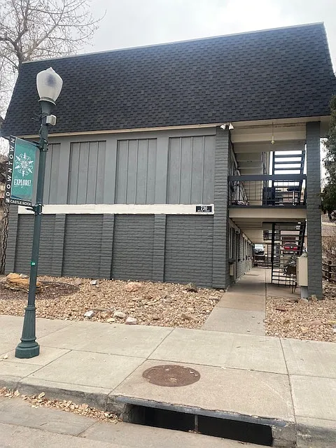Building Photo - 730 S Wilcox St