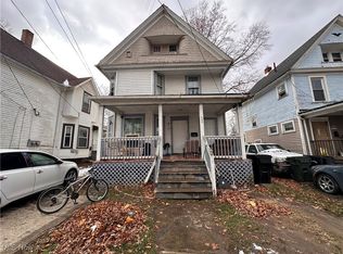 127 Charles Ct, Elyria, OH 44035