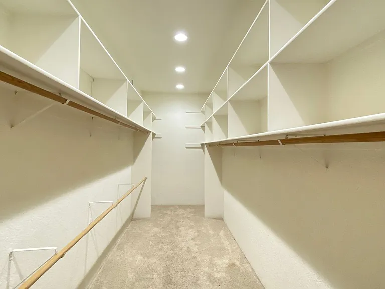 2285 Sanborn Dr — Photo 14