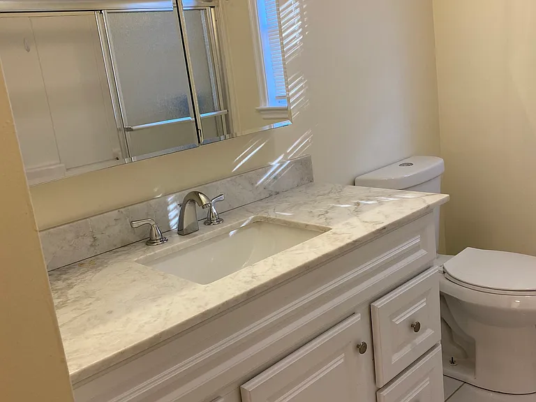 3 Franklin Ave #1 — Photo 6