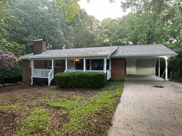 108 White St