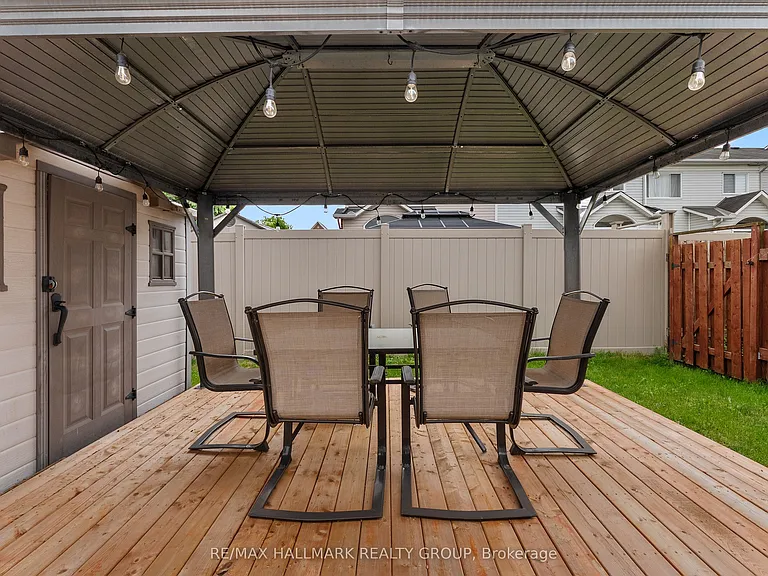 2250 Silverado Cres — Photo 23