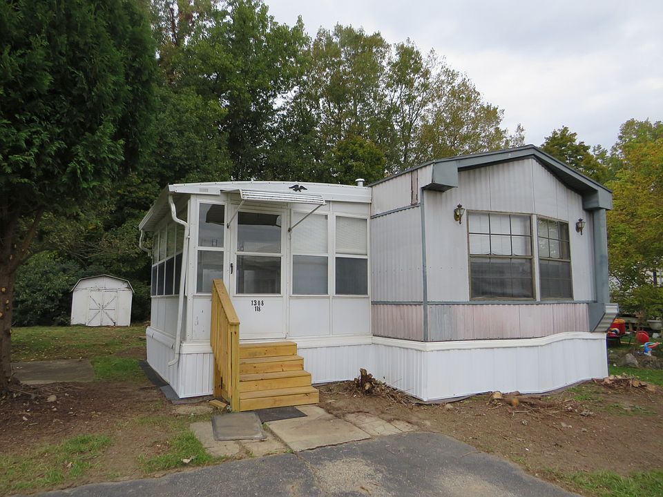 2nd image of 1308 Grove Ave