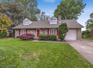 39 W Front St, Florence, NJ 08518