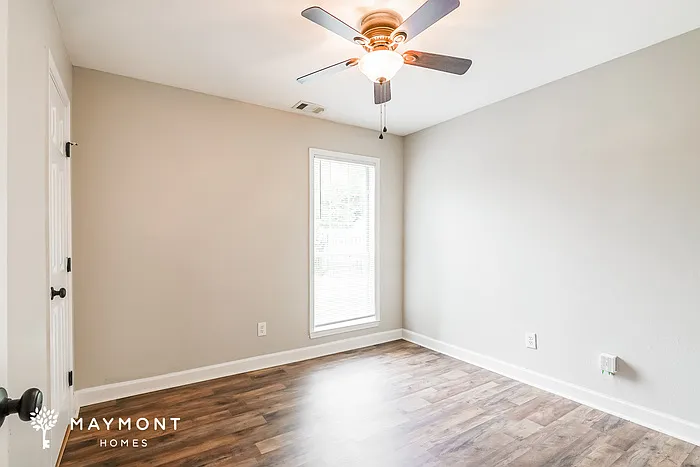349 Camden Cove Cir — Photo 9