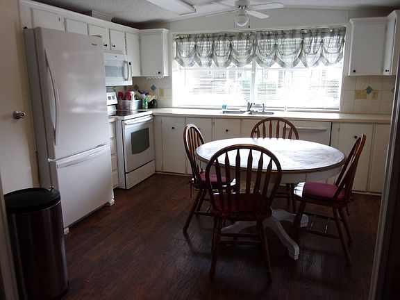 2nd image of 33135 Dockside Ln #145