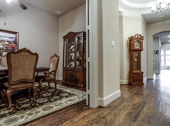 4th image of 409 Preston Creek Dr