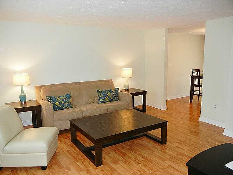 1st image of 1415 Gumwood Dr