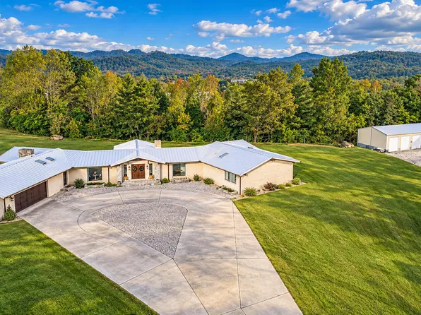376 Overlook Apostasy Ln, Barbourville, KY 40906