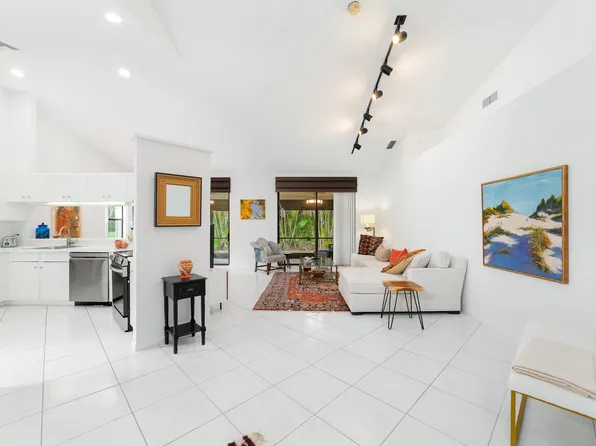 7520 Lexington Club Boulevard #A, Delray Beach, FL 33446