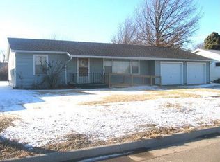 319 N Village Rd, El Dorado, KS 67042