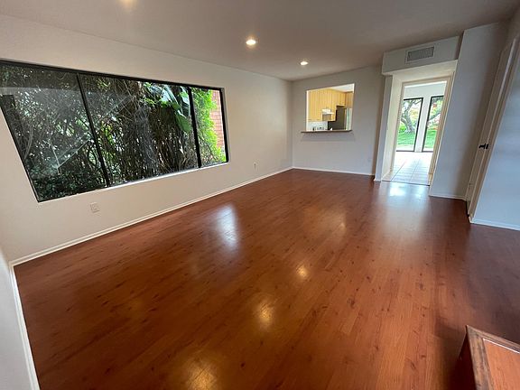 Entry to Living Room