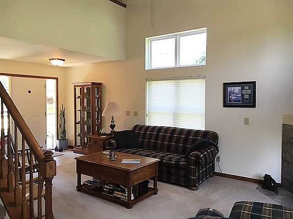4th image of 25524 Orchard Ct