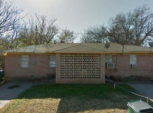 602 E 1st St #B, Burkburnett, TX 76354