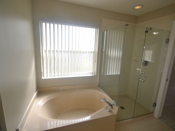 43a754fa-00f5-4a4e-9f0b-e7d89c905e7c