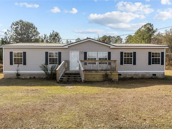 670 Bear Bay Rd, Lumberton, NC 28358