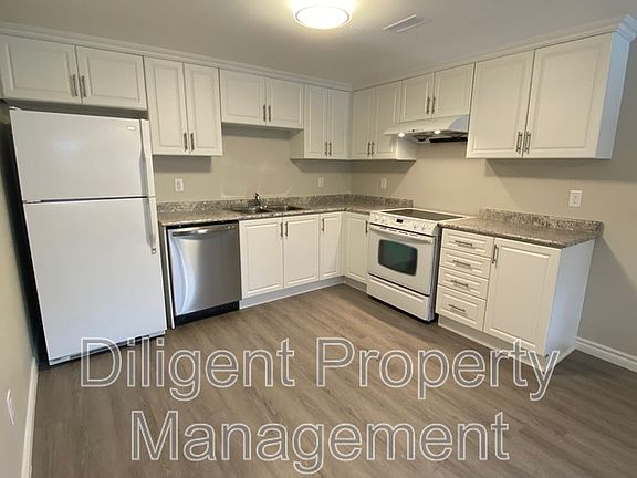 2nd image of 1528 Redwood Dr