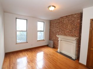 182 Freeman St APT 2L, Brooklyn, NY 11222