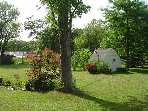 3rd image of 5017 Dunsmore Ave