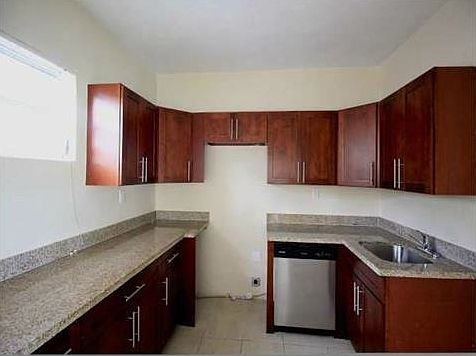 1st image of 1614 NE 181st St