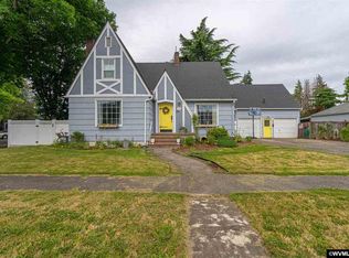 990 River St, Lebanon, OR 97355