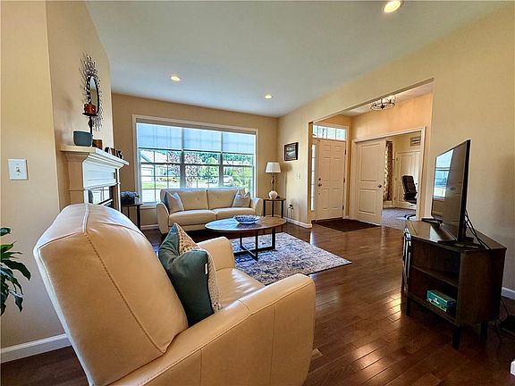 4th image of 170 Providence Pike Unit 153