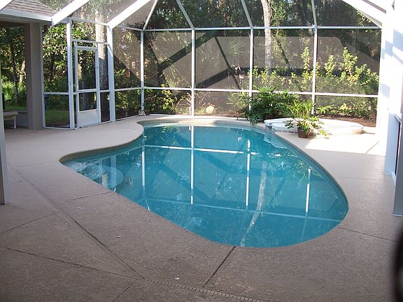 Screened Pool 