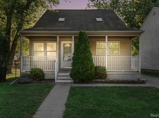 5719 Huron St, Dearborn Heights, MI 48125