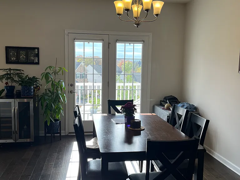 113 Cole Dr — Photo 3