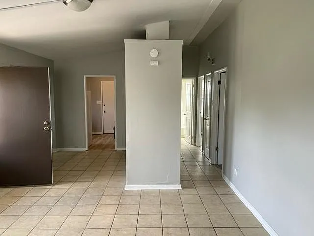 3208 Darwood Dr — Photo 6