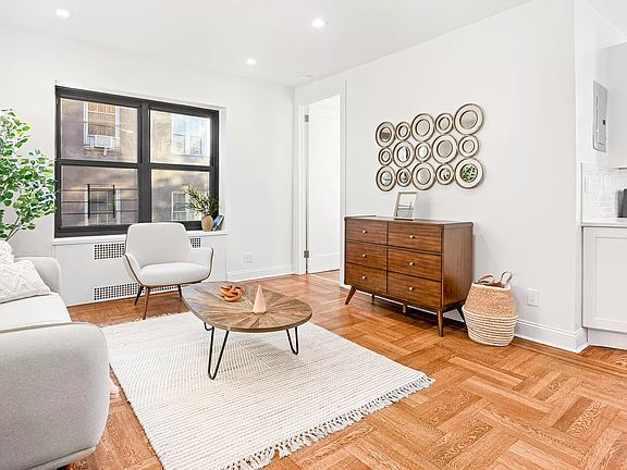 3rd image of 230 Park Pl APT 5F