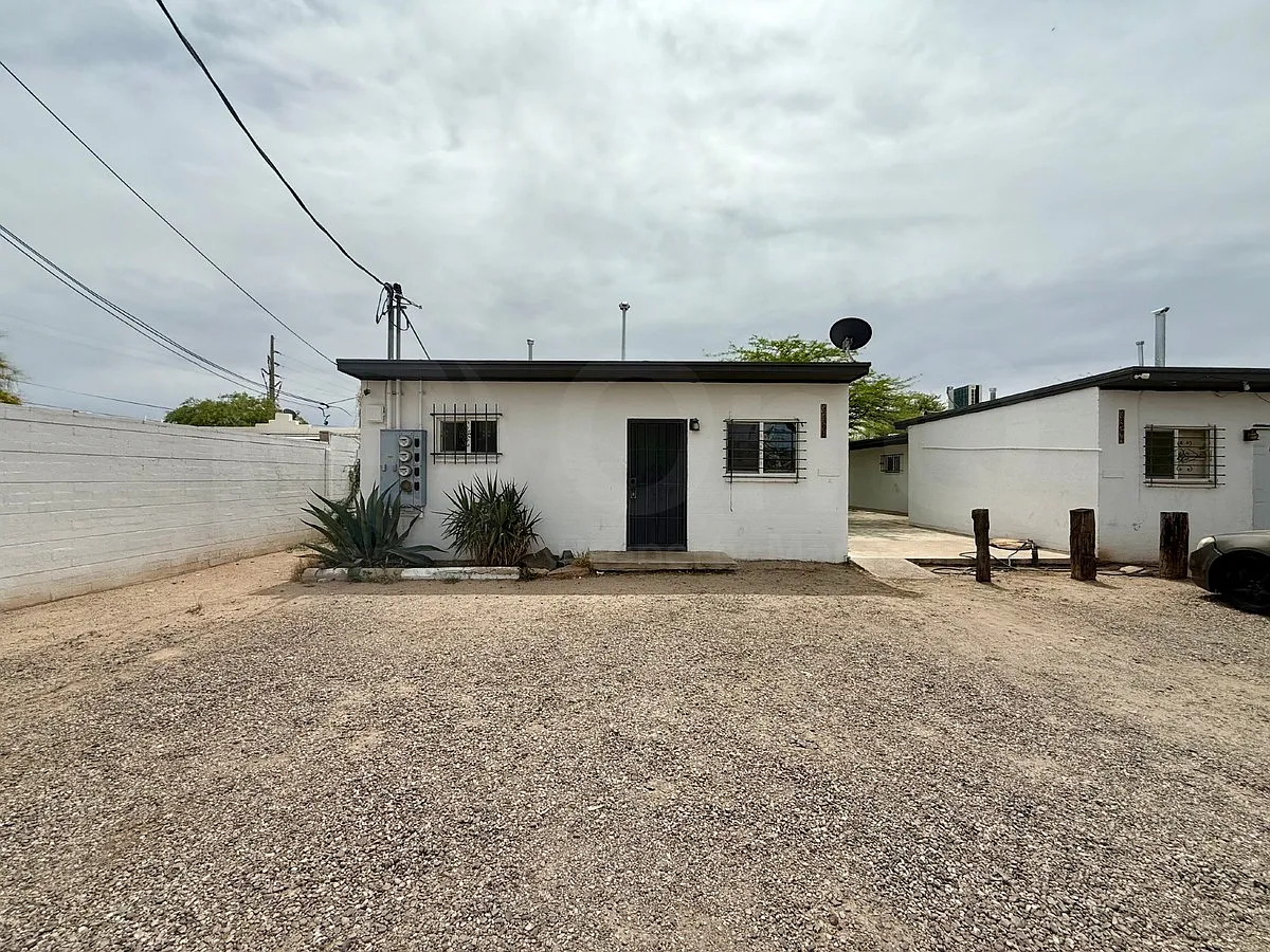 1 bed, 1.0 bath, 425 sqft, $600 — Photo 3