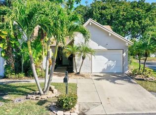 6660 Canary Palm Cir, Boca Raton, FL 33433