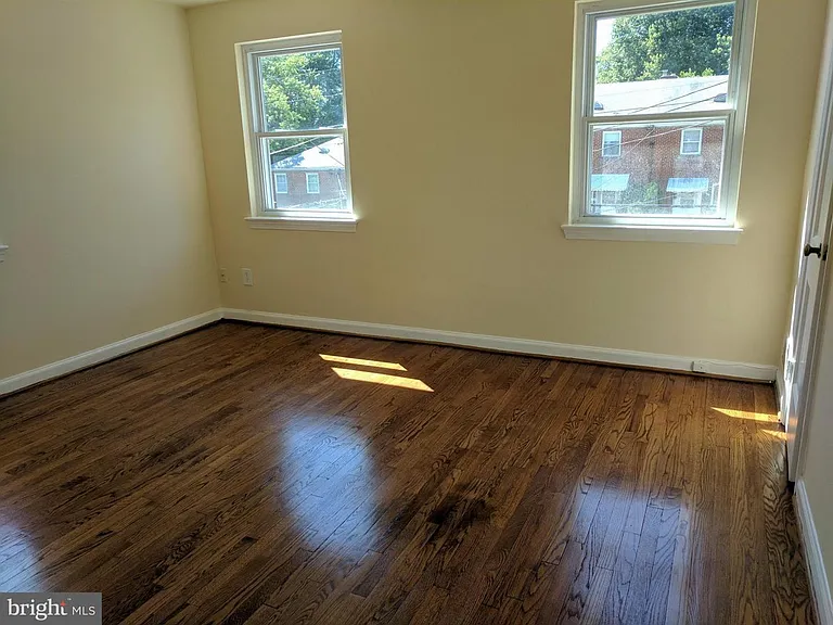 11905 Andrew St — Photo 16