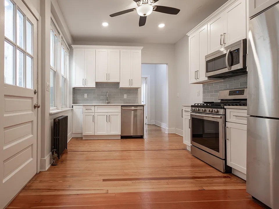 Kitchen - Full view