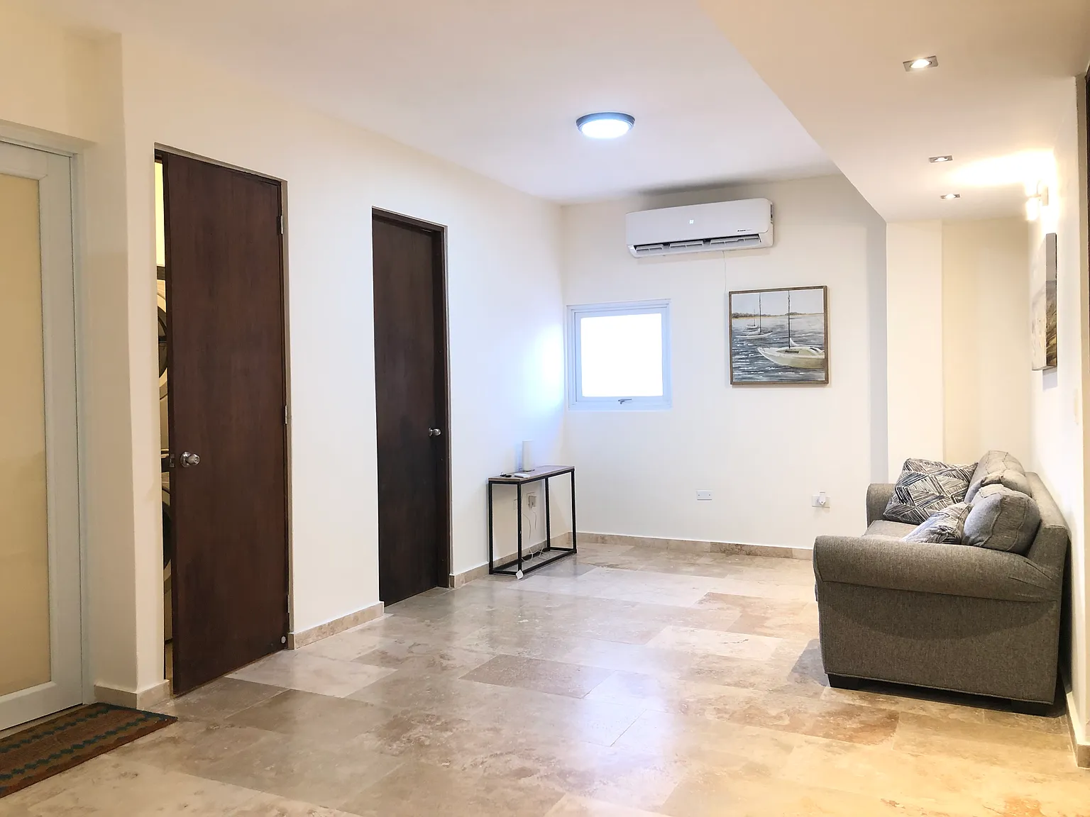 2 bed, 1000 sqft, $2,350 — Photo 3