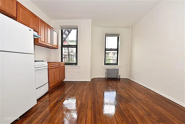 Rented by Corcoran | media 25