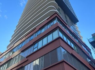 280 Dundas St W Unit Penthouse 05-05, Toronto, ON M5A 3W1