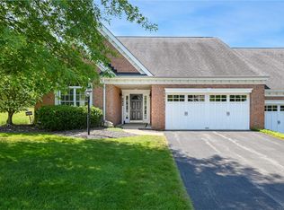 242 Estates Dr, Gibsonia, PA