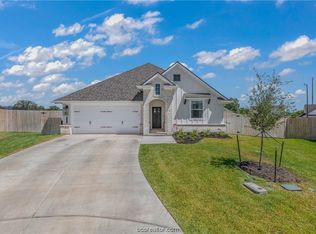 3193 Brady Ct, Bryan, TX 77808