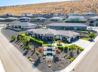 1412 Meadow Hills Dr, Richland, WA 99352