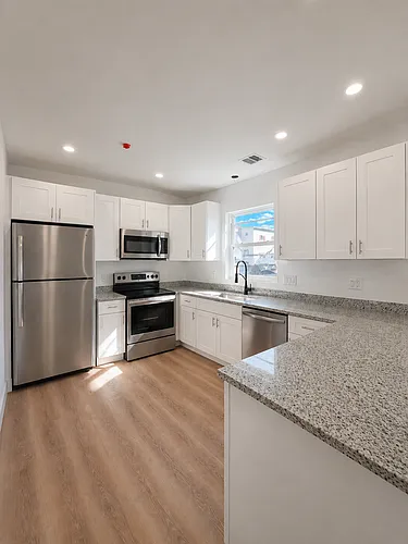 275 Shrewsbury St #2 Photo 1