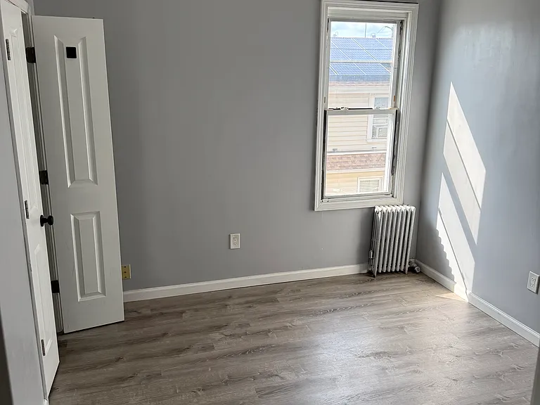 434 Allen St #2 — Photo 12