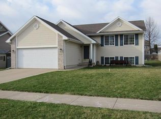 660 Saddleback Rd, Marion, IA 52302