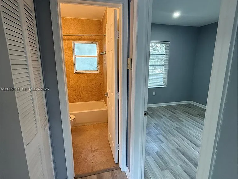 426 NE 77th Street Rd #4 — Photo 12