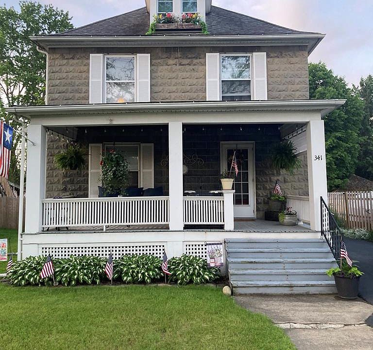 1st image of 341 W Washington Ave