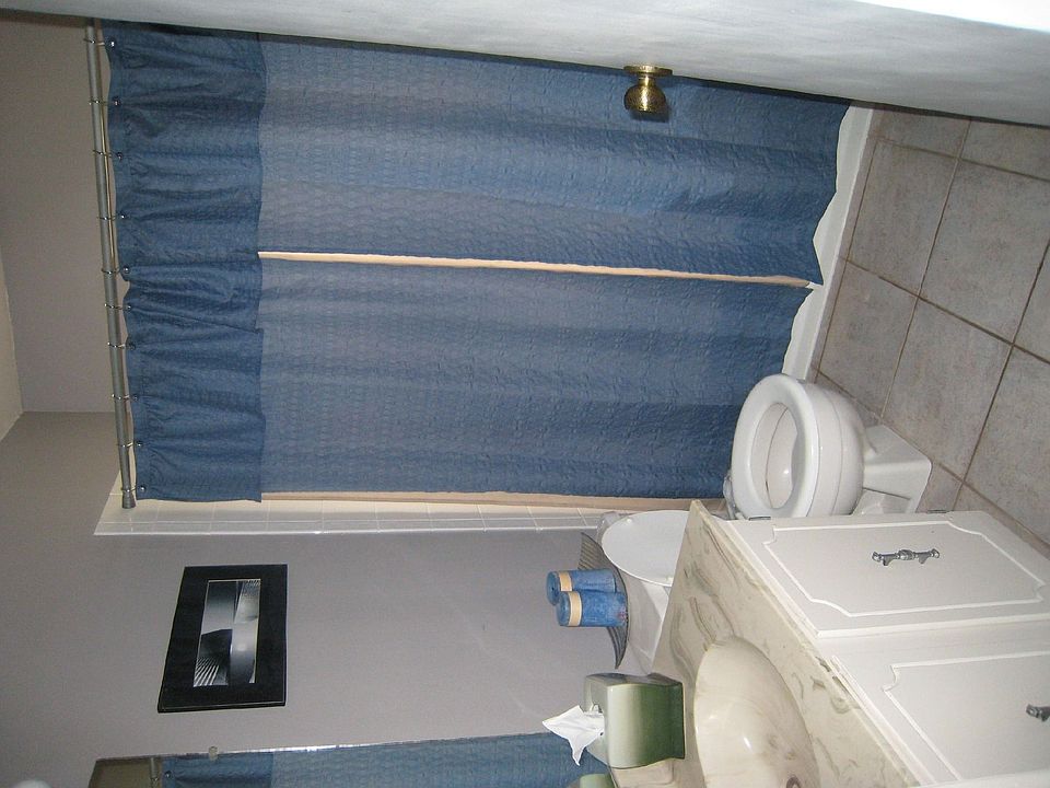 1st image of 1262 Admiralty Blvd