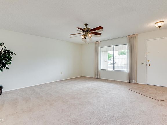 3rd image of 10937 W Kelso Dr