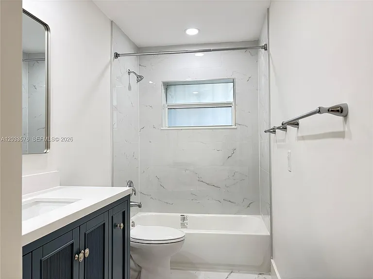 1221 NW 44th St — Photo 17
